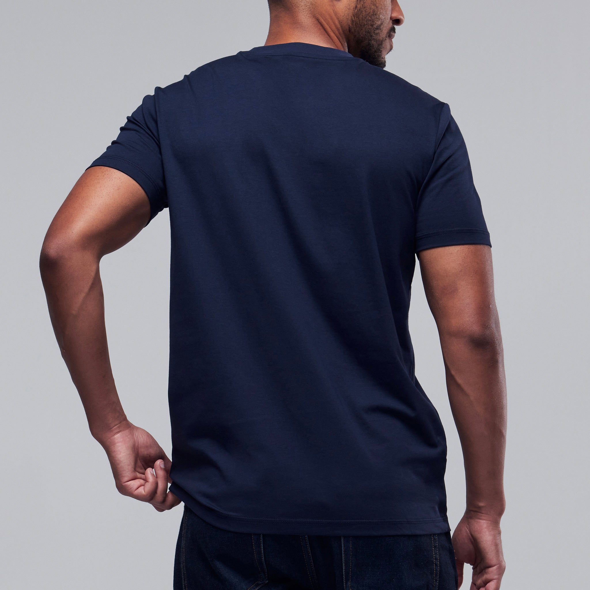 Das Tech-T-Shirt – Marineblau